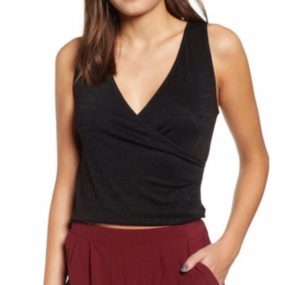 Leith Black Surplice sleeveless Top size XXS